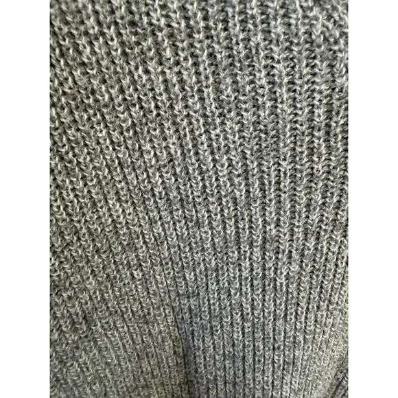 American Eagle Gray Chunky Knit Lace-Up Sleeve Sweater Size L Cozy V-Neck - Picture 6 of 8